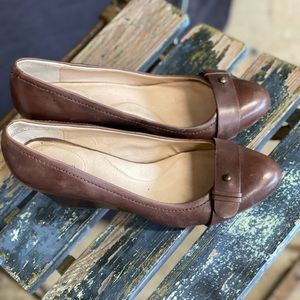 Land’s End leather wedges